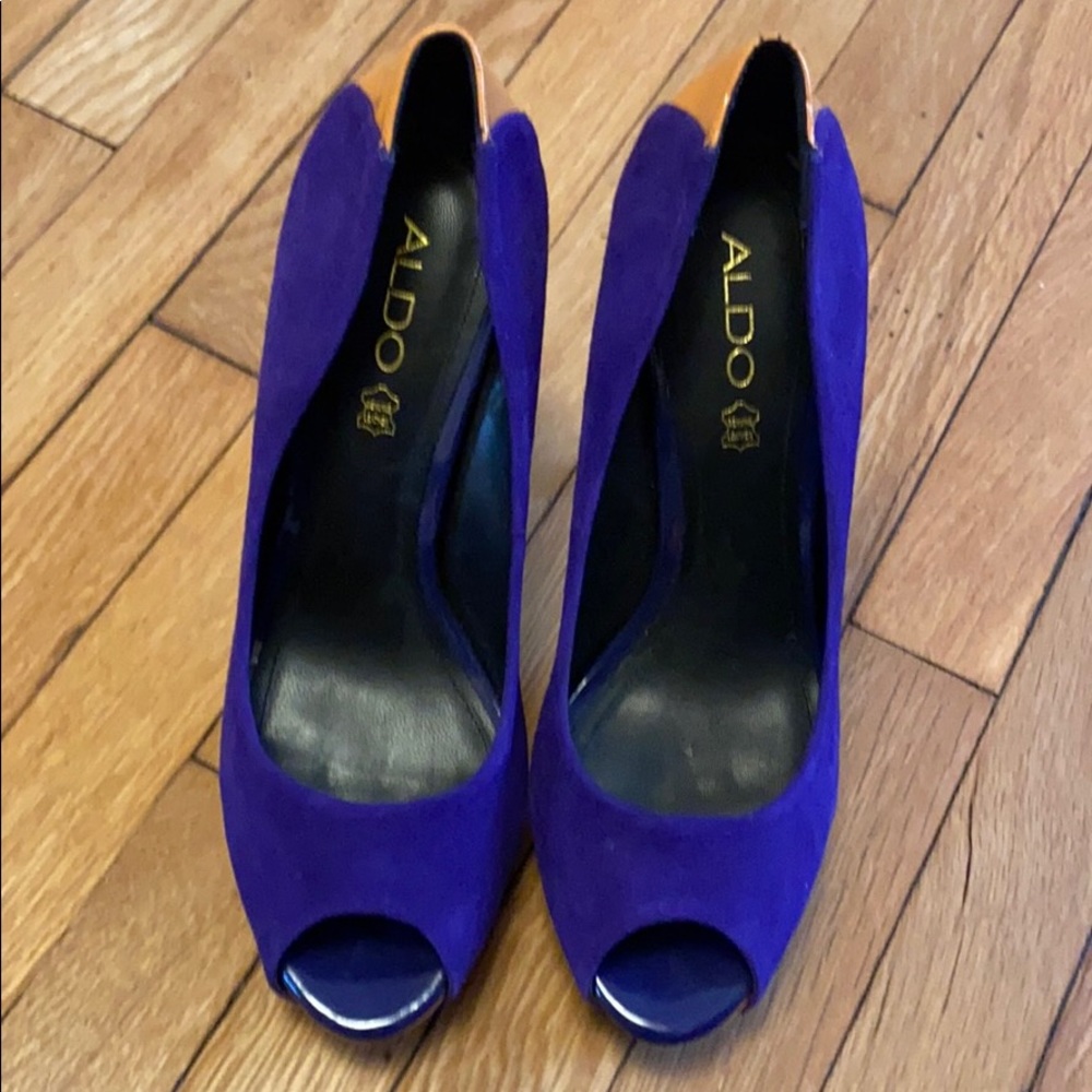 ALDO Sued Peep Toe Pump